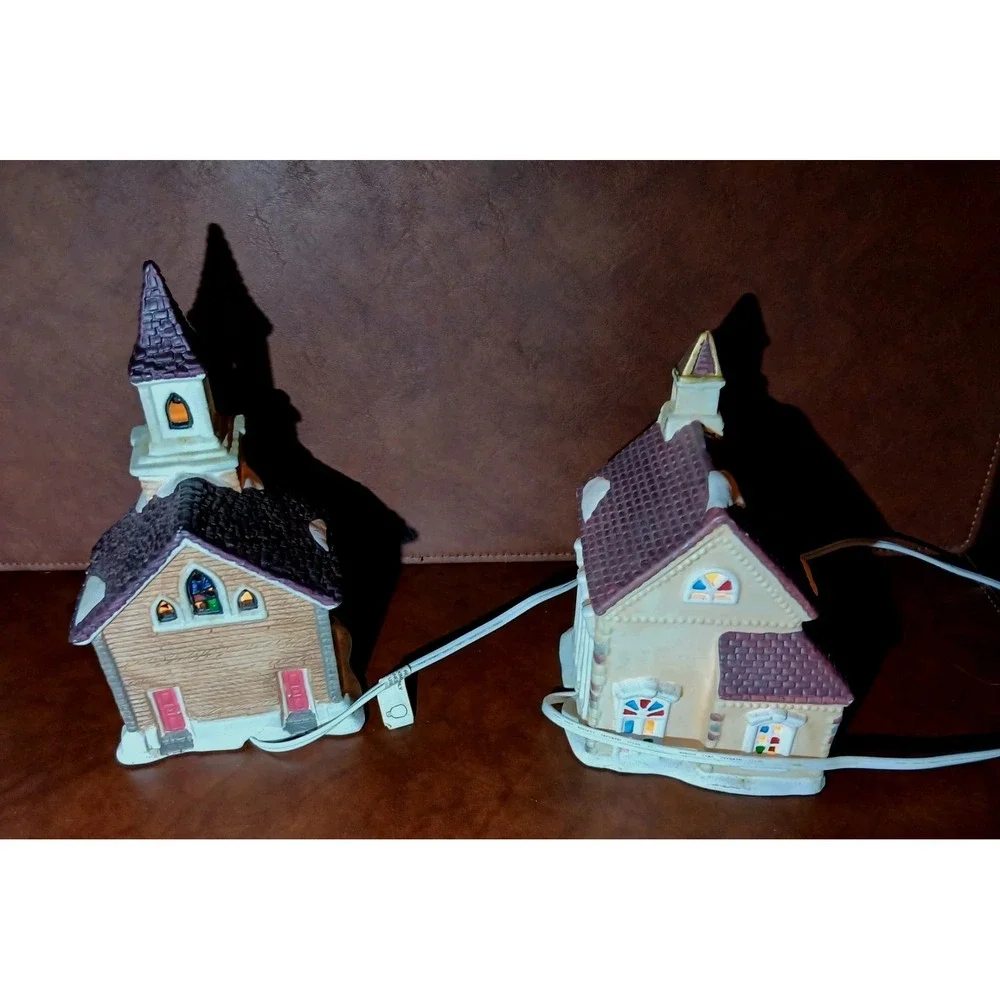 Christmas Bundle (2) Valley Mainstreet Collectors Churchs & 1992,1993 Light #138